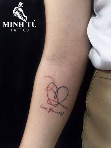 A Reminder to the Unsettled Soul to “Love Yourself.” Matching Bff Tattoos, Strong Tattoos, Red Heart Tattoos, Love Yourself Tattoo, Tattoo Mini, Army Tattoos, Bts Tattoos, Bff Tattoos, Doodle Tattoo