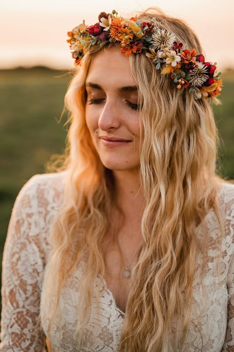 Bride Hair Waves Flower Crown Carreglwyd Estate Wedding Amy and Omid Photography #wedding #flowercrown Wedding Hairstyles Flower Crown, Hairstyles Bride, Wedding Hairstyle Ideas, Anniversary Shoot, Flower Crown Hairstyle, Wedding Hairstyles Bride, Hairstyle Tutorials, Bridal Flower Crown, Bridal Wedding Hair