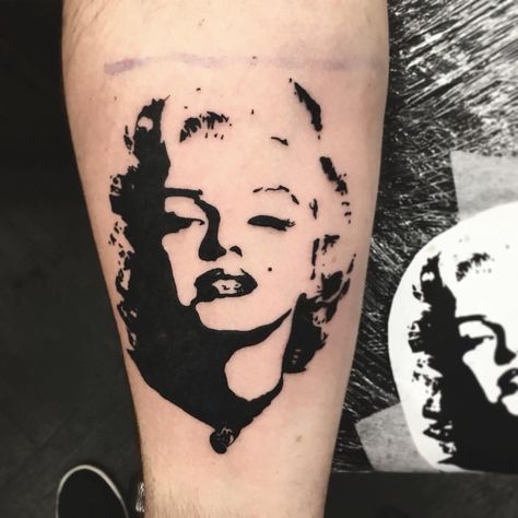 Marilyn Monroe Tattoos, Marilyn Monroe Tattoo Ideas, Small Marilyn Monroe Tattoo, Pop Art Tattoo, Marilyn Monroe Inspired Tattoo, Marilyn Monroe Tattoo Designs, Marylin Monroe Tattoos, Marilyn Monroe Tattoos For Women, Marylin Monroe Tattoo Design