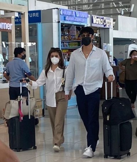 Airport Couple, Aesthetic Airport, Airport Travel Outfits, Stylish Kurtis, Stylish Kurtis Design, Donny Pangilinan, Belle Mariano, Airport Look, Creative Photography Techniques