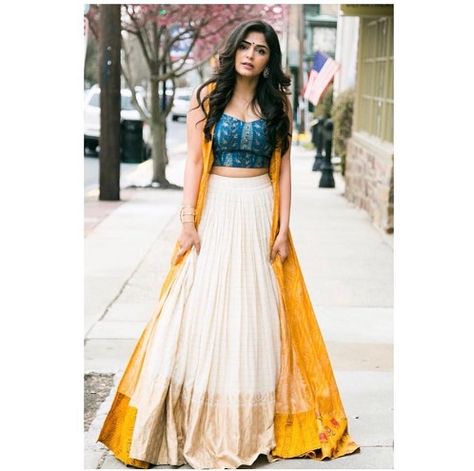 Latest Jacket Style Lehenga Designs – Will Catch Everyone’s Attention भारतीय दुल्हन संबंधी, Coat Dresses, डिजाइनर कपड़े, Indian Outfits Lehenga, Pani Puri, Lehnga Dress, Indian Gowns Dresses, Disney Cosplay, Indian Gowns