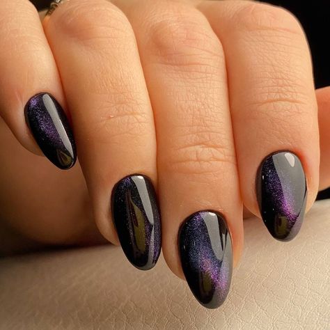 Are you looking for something that will spice up your look? Check these beautiful galaxy nail designs! The Milky Way, planetary haze, stellar gases, and cosmic dust designs will catch everybody's eyes on you for sure. #glaminati #galaxynails #galaxynailsdesign #cosmosnails #spacenails #purplenails #constellationsnails #milkywaynails #planetnails Eye Galaxy, Planet Nails, Galaxy Nail Art, Space Nails, Galaxy Nails, Stylish Nails Designs, Cat Eye Nails, Dark Nails, Dipped Nails