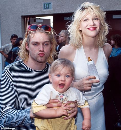 Kirk Cobain, Kurt Cobain Photos, Kurt And Courtney, Frances Bean Cobain, Kaptan Jack Sparrow, Nirvana Kurt Cobain, Nirvana Kurt, Courtney Love, Foo Fighters