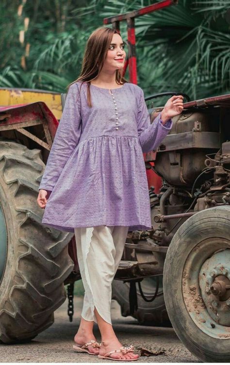 Pin by Ruby Khan on Outfits | Simple pakistani dresses, Stylish short dresses, Fashion design dress Stylish Eastern Outfits, Eastern Dresses Outfits Pakistan, Eastern Dress Design Casual, Nordstrom Outfit, Simple Kurti, Eastern Dresses, Short Frock, Casual Frocks, Girls Dresses Sewing