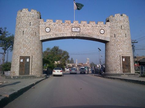 Bab-e-Khyber Jamrud Peshawar Pakistan Tourism, Buddhist Stupa, Peshawar Pakistan, Khyber Pakhtunkhwa, Safe Journey, Famous Buildings, Central Asia, The Capital, Culture Travel