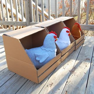 Farm Corner Preschool, Farm Market Dramatic Play, Pretend Chicken Coop, Preschool Farm Dramatic Play Area, Milk Jug Farm Animals, Easter Dramatic Play Ideas, Chicken Coop Trunk Or Treat Ideas, Chicken Layer Boxes, Farm Dramatic Play Center