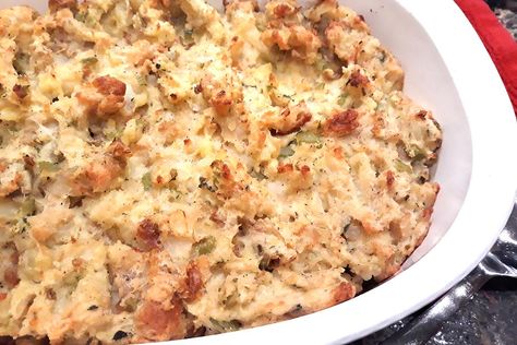 Stuffing Recipes With Potatoes, Turkey Stuffing Mashed Potatoes Casserole, Stuffing With Mashed Potatoes, Amish Potato Filling Recipe, Potatoe Stuffing Recipes Easy, Potato Filling Recipes Thanksgiving, Stuffing With Potatoes And Bread, Potato Dressing Thanksgiving, Potato And Bread Stuffing