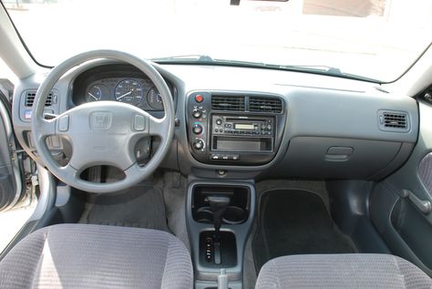 2000 Honda Civic interior Honda Civic Interior, Civic Interior, San Leandro California, Civic 2000, Honda Civic For Sale, Cheap Used Cars, Green Exterior, 2000 Honda Civic, Civic Lx