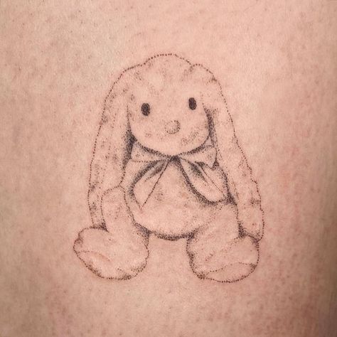 Bunny Teddy Tattoo, Bunny Stuffed Animal Tattoo, Stuffed Bunny Tattoo, Doll Tattoo Ideas, Stuffed Animal Tattoo, Teddy Bear Tattoo, Lamb Tattoo, Soft Tattoo, Snoopy Tattoo