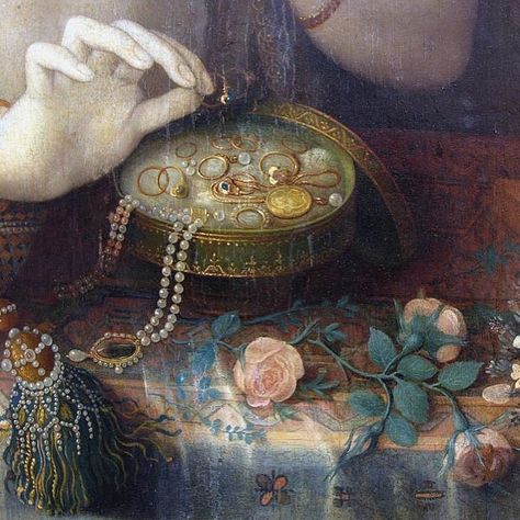 A beauteously romantic 16th century School of Fontainebleau tableau of a jewel casket. A section of the painting 'Woman at her Toilette.' The artist is believed to be Francois Clouet. Chen Yifei, Mirror Detail, Double Bracelet, History Of Art, Art Details, Historical Painting, Hessonite Garnet, Art Photos, Aesthetic Painting