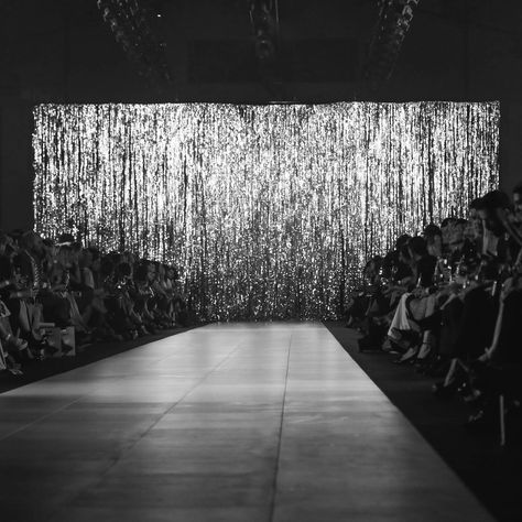 Fashion Walk Stage, Runway Landscape, Fashion Show Background, Cara Delevingne Poster, Fashion Show Runway Stage, Runway Background, Show Background, Runway Stage, Fashion Show Videos