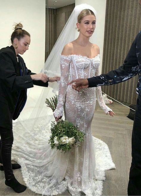 Hailey Baldwin Wedding Dress, Hailey Bieber Wedding Dress, Bieber Wedding, Hailey Bieber Wedding, Off Shoulder Wedding Dress, Celebrity Wedding Dresses, Walk Down The Aisle, Dream Wedding Ideas Dresses, Wedding Dresses For Sale