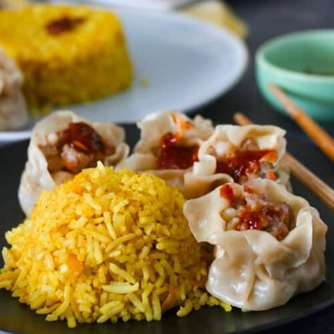 This perfect pairing of pork siomai and Java rice is a delicious and filling meal that is flavorful and special! Siomai Rice, Java Rice Recipe, Shu Mai Recipe, Pork Siomai, Filipino Bakery, Soft Bread Rolls, Java Rice, Shu Mai, Rice Pork