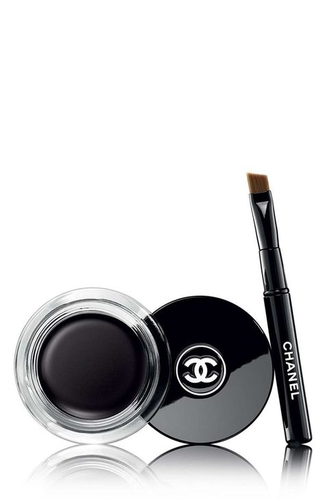 Chanel Eyeliner, Koleksi Makeup, Khol Eyeliner, Ysl Makeup, Chanel Cosmetics, Alat Makeup, Cream Eyeliner, Eyeliner Styles, Best Eyeliner