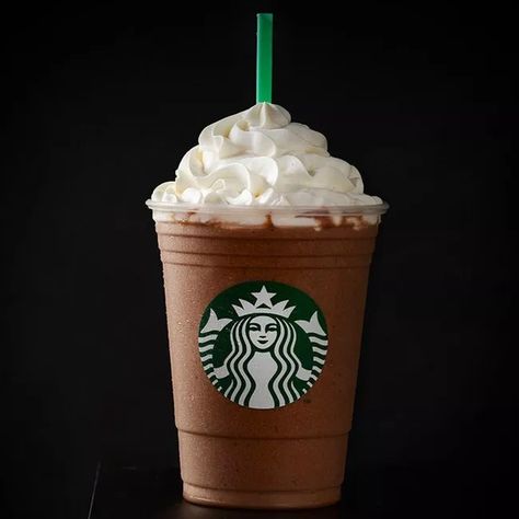 The Best Starbucks Frappuccino Flavors, Ranked Starbucks Specialty Drinks, Frappuccino Flavors, Peppermint Mocha Frappuccino, Low Calorie Starbucks Drinks, Coffee Calories, Frappuccino Starbucks, Cheesecake Oreo, Cookies Wedding, Caramel Frappuccino