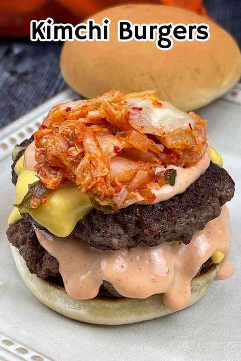 Kimchi Burger Recipe, Kimchi Burger, Burger Patty Recipe, Gluten Free Burger, Fat Burger, Burger Recipes Beef, Mushroom Burger, Spicy Mayo, Beef Burger