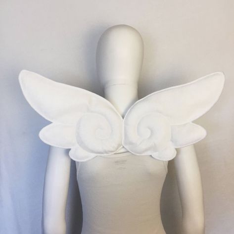 Japanese Wings, Kawaii Angel Wings, Kawaii Halloween Costume, Fluttershy Cosplay, Kawaii Angel, Halloween Costum, Sakura Japanese, Cosplay Wings, Costume Wings