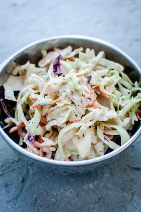 This creamy vegan take on a classic coleslaw salad recipe is rich, creamy, refreshing, crunchy, healthy and bursting with big flavor! This easy vegan coleslaw is perfect as is, or served in addition to your favorite summer meals. Keto diet friendly! Vegan Coleslaw #vegancoleslaw #ketocoleslaw Keto Coleslaw Easy Vegan Coleslaw, Coleslaw Salad Recipe, Vegan Coleslaw Recipe, Keto Coleslaw Recipe, Keto Coleslaw, Classic Coleslaw, Easy Pickling Recipes, Vegan Potluck, Easy Coleslaw