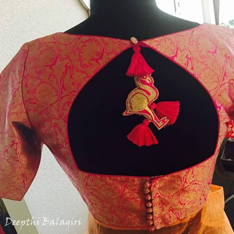 41 Latest pattu saree blouse designs to try in 2019 || Blouse patterns for silk sarees | Bling Sparkle Indian Blouse Designs, Formal Saree, Blouse Lehenga, Boat Neck Blouse Design, Blouse Designs Catalogue, Sari Design, Pattu Saree Blouse Designs, Saree Blouse Neck Designs, Blouse Back Neck