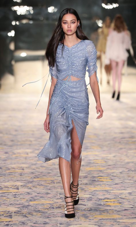 Body Template, Fashion D, Alice Mccall, Fashion 2016, Model Outfits, Vogue Australia, Fashion Victim, Lace Dresses, Resort Collection