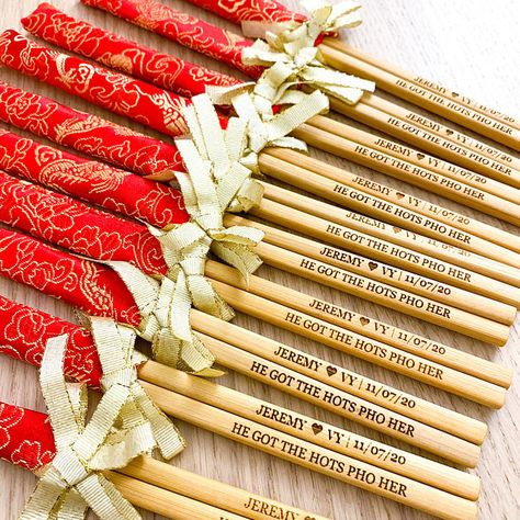 Personalised engraved chopsticks in Chinese brocade sleeves | Etsy Lowkey Wedding, Viet Wedding, Wedding Presentation, Personalized Chopsticks, Asia Wedding, Chinese Birthday, Ribbons Wedding, Buddha Bar, Chinese Wedding Decor