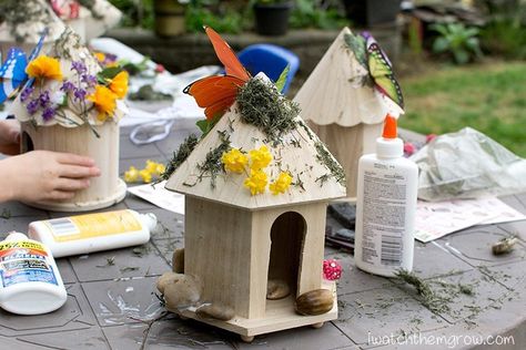 Garden Party Activities, Bird Houses Ideas, Fairy Party Games, Garden Fairy Party, Fairy Houses Kids, Barbie Bday, Garden Party Favors, Woodland Fairy Party, Butterfly Garden Party