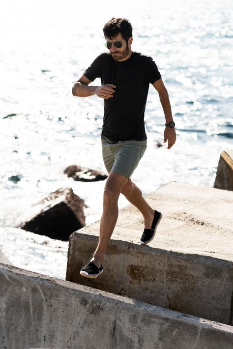 Espradilles Outfit Style, Espadrilles Outfit Men, Toms Outfits, Espadrilles Outfit, Espadrilles Men, Spanish Men, Gay Fashion, Shorts Fashion, Ootd Men