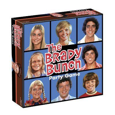 Brady Bunch Party Ideas, Game Closet, Brady Kids, Eve Plumb, Movie Merchandise, The Brady Bunch, Brady Bunch, Family Party Games, Knight Games