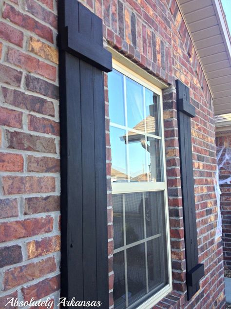 Shudder Ideas, Wooden Shutters Exterior, Jendela Vintage, Red Brick Exteriors, Exterior Updates, Farmhouse Shutters, Sweet Interior, Cedar Shutters, Add Curb Appeal