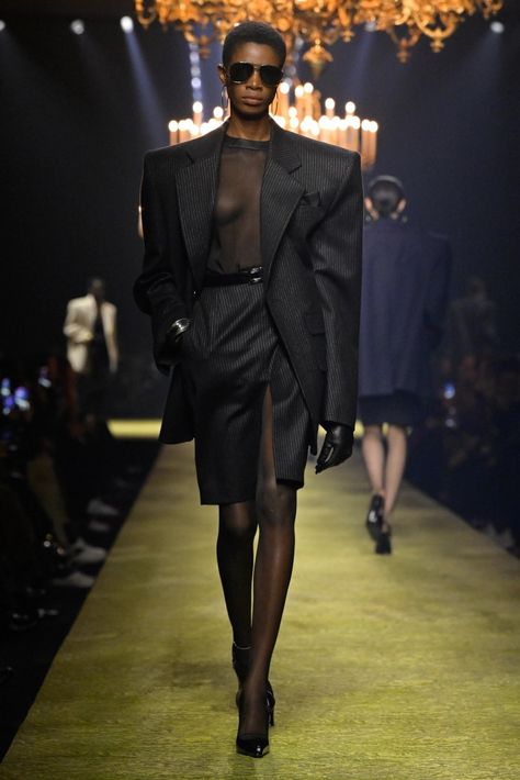 Saint Laurent Fall 2023, Saint Laurent Outfit, Ysl Outfit, Ysl Runway, Saint Laurent Aesthetic, Saint Laurent Fashion Show, Saint Laurent Fashion, Dramatic Style, Cyberpunk Fashion