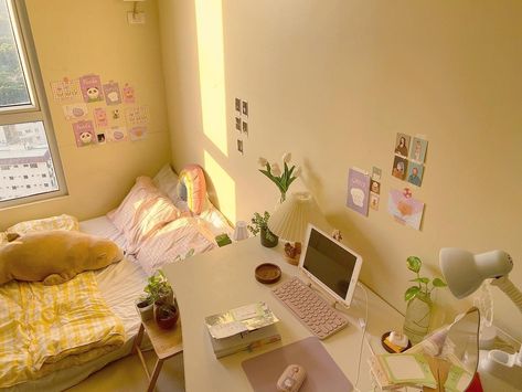 Korea Busan Aesthetic, Korea Room Aesthetic, Korean Culture Aesthetic, Busan Aesthetic, South Korea Busan, Seoul Wallpaper, Aesthetic Seoul, Seoul Apartment, Seoul Aesthetic