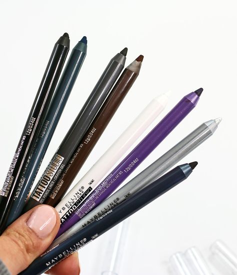 Maybelline TattooStudio Gel Pencil Liner | Swatches & review of the new high-performing & affordable drugstore eyeliner. Perfect for waterlining eyes! Drugstore Eyeliner, Eyeliner Shapes, Maybelline Concealer, Best Makeup Remover, Maybelline Tattoo, Pencil Liner, Eyeliner Tattoo, Linda Hallberg, Best Eyeliner