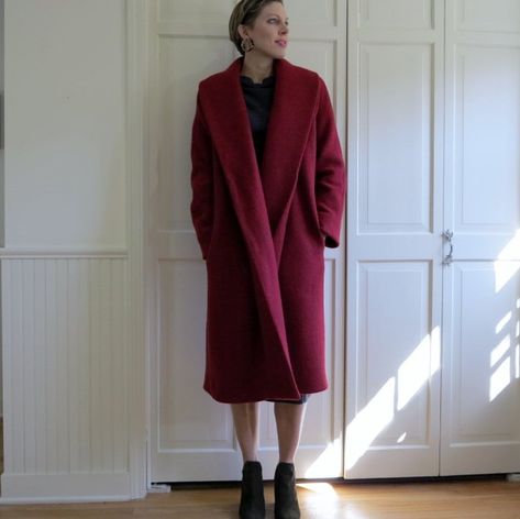 An Oslo coat in boiled wool Garment Sewing, Jacket Pattern Sewing, Boiled Wool, Coat Patterns, Jacket Pattern, Sewing Inspiration, Long Coat, Dressmaking, Easy Sewing