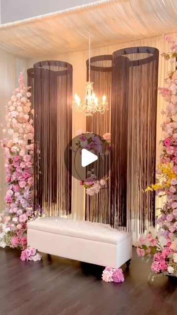 Hula Hoop Diy Decor, Creative Backdrop Ideas, Noozay Decor, Hoop Decor, Backdrop Floral, Curtains Decor, Creative Backdrops, String Curtains, Diy Backdrop