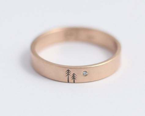 Explore Ash Hilton Jewellery's photos on Flickr. Ash Hilton Jewellery has uploaded 542 photos to Flickr. Single Diamond Ring, Minimalist Wedding Rings, Wedding Rings Unique, Ring Pictures, Minimalist Wedding, Simple Wedding, Unique Engagement Rings, Morganite, Unique Rings