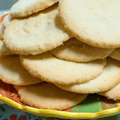 sugar cookie recipe Pioneer Woman Sugar Cookies Recipe, Pioneer Woman Sugar Cookies, Lemon Sugar Cookies, Thanksgiving Cooking, Best Sugar Cookies, Pioneer Woman Recipes, The Pioneer Woman, Sugar Cookies Recipe, Pioneer Woman