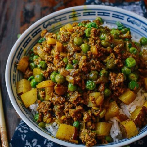 Minced Curry Ground Beef, Curry Minced Beef, Curried Minced Beef Recipes, Mince Curry Recipe, Mince And Rice Recipes, Mince Beef Recipes, Mince And Rice, Minced Beef Recipes Easy, Beef Mince Recipes