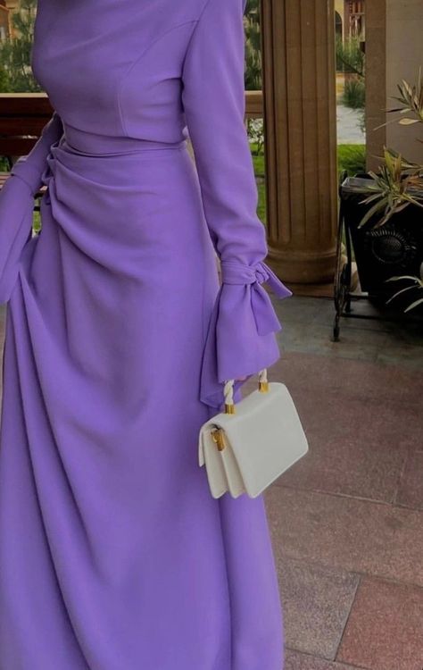 [Sponsored] 20 Muslim Fashion Dress Gowns Hijab Styles Hacks You Have To See Straight Away #muslimfashiondressgownshijabstyles Modest Purple Prom Dress, Prom Dress With Long Sleeves, Purple Evening Dress, Stile Hijab, Purple Prom, Purple Prom Dress, Mode Abaya, Fancy Dresses Long, Modest Dresses Casual