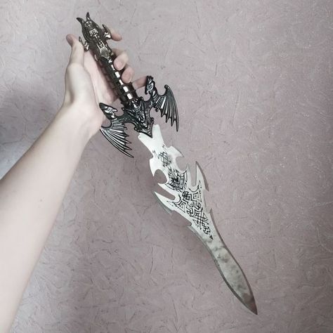 Pretty Dagger, Gothic Knife, Dagger Aesthetic, Aesthetic Knife, Decorative Knife, Beautiful Knife, Knife Aesthetic, Pretty Knives, Dagger Knife