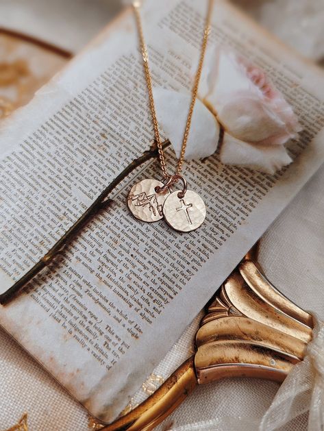 Faith can move mountains disc necklace in 14k Gold Fill or Sterling Silver, Bible Verse Necklace, Scripture gift, Matthew 17:20, Christian Necklace, Religious gift for her, Faith necklace, Motivational gift, Baptism Jewelry, Cross Necklace, He is Risen, Easter Gift This beautiful mountain + cross necklace is the perfect piece to wear everyday to remind yourself that nothing is impossible. Faith can move mountains. ♡ D E T A I L S * Gold Filled: Gold Filled Disc, Clasp and Chain. * Sterling: .925 Gold Christian Jewelry, Christian Jewelry Aesthetic, Gifts For Christian Women Ideas, Christian Beauty, Verse Necklace, Church Merch, Faith Based Jewelry, Bible Verse Faith, Christian Products