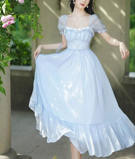 Dresses Fairycore, Royalcore Aesthetic, Cottagecore Dresses, Deer Doll, Fairycore Dresses, Casual Attire For Women, Elegant Outfit Classy, Wedding Outfit Ideas, Fairy Dresses