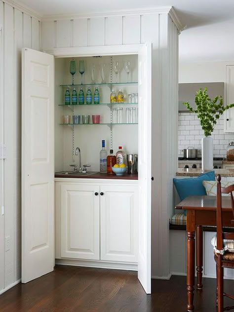 I would use this for "small appliances" they make a mess and take up so much counter space! 1800 Kitchen, Historic Boston, Mini Bar At Home, Closet Bar, Inspiration Images, Bar Designs, Bar Cart Decor, Wet Bars, Contemporary Dining Room