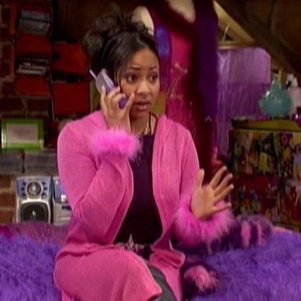 Y2k Nostalgia Aesthetic, Raven Outfits, Raven Symone, That's So Raven, Fran Fine, Early 2000s Fashion, 2000s Aesthetic, 2000s Fashion Outfits, Photo Wall Collage