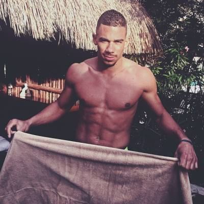 Evander  Kane...Hockey Evander Kane, Golden Slumbers, Latino Men, Athletic Supporter, Hockey Player, Hot Shots, Attractive Guys, Best Player, Hockey Players