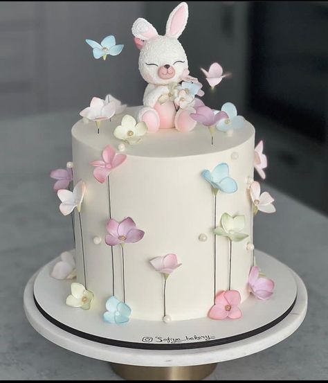 Bunny Birthday Cake, Butterfly Birthday Cakes, Baby First Birthday Cake, Unique Birthday Cakes, Rabbit Cake, 1st Birthday Cakes, Beautiful Birthday Cakes, Bunny Cake