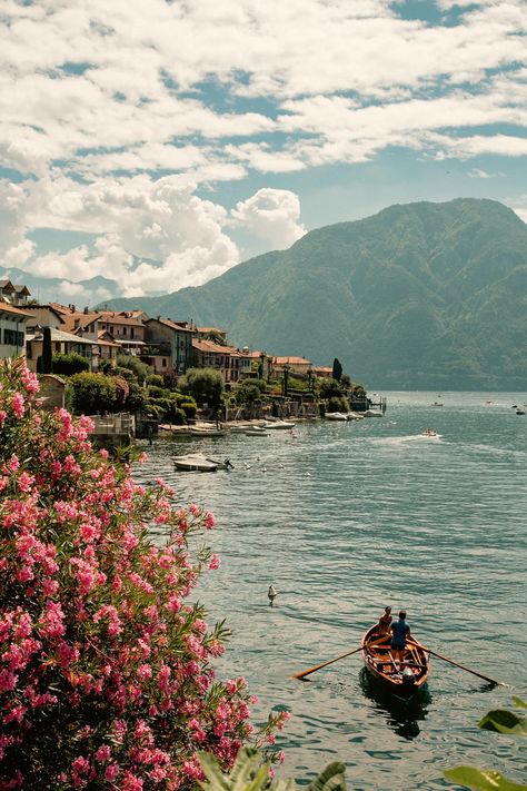 13 best things to do in Lake Como | CN Traveller Best Holiday Destinations, Row Boats, Lake Como Italy, Vacation Inspiration, Luxury Holidays, Travel Planning, Boat Tours, Lake Como, Holiday Destinations