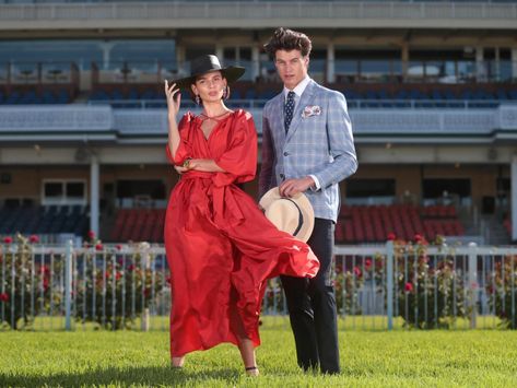 Autumn Racing Fashion: All The Inspiration You Need For 2023 Race Fashion, Racing Fashion, 70’s Style, Races Fashion, Churchill Downs, Fashion Autumn, Event Styling, Tailored Jacket, Churchill