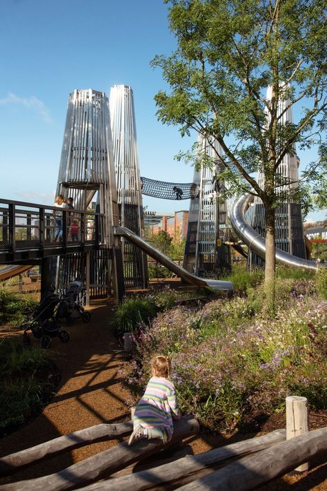 City Playground, Centre Parks, Play Structures, Manchester City Centre, British Architecture, Extreme Weather Events, Park Playground, Liverpool Street, Rain Garden