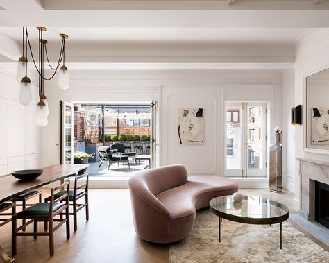 Anne Hathaway's house in New York, near Central Park | Homes & Gardens Small Penthouse Apartment, Small Penthouse, Penthouse New York, Nyc Penthouse, New York Penthouse, New York City Apartment, White Oak Floors, Design Salon, Upper West Side