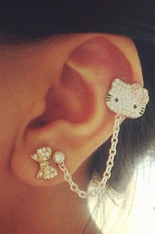 Love it!! hello kitty earing Hello Kitty Design, Ear Piercings Chart, Nostril Piercing, Dream Makeup, Cat Crazy, Hello Kitty Jewelry, Pink Lifestyle, Y2k Accessories, Cute Piercings